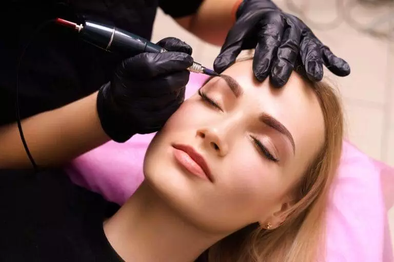 Transform Your Look with Microblading: The Ultimate Beauty Hack!